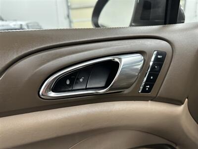 2013 Porsche Cayenne Diesel   - Photo 37 - Portland, OR 97220