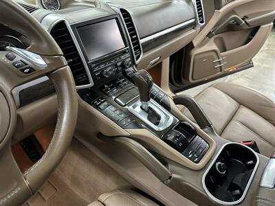 2013 Porsche Cayenne Diesel   - Photo 17 - Portland, OR 97220