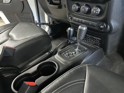 2015 Jeep Wrangler Unlimited Rubicon Hard Rock  SUPERCHARGED - Photo 23 - Portland, OR 97220