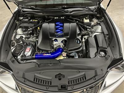 2017 Lexus RC F   - Photo 15 - Portland, OR 97220
