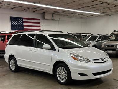 2008 Toyota Sienna XLE   - Photo 1 - Portland, OR 97220