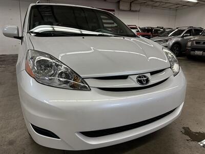 2008 Toyota Sienna XLE   - Photo 29 - Portland, OR 97220