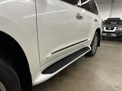 2010 Lexus LX 570   - Photo 46 - Portland, OR 97220