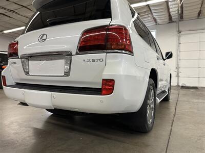 2010 Lexus LX 570   - Photo 48 - Portland, OR 97220