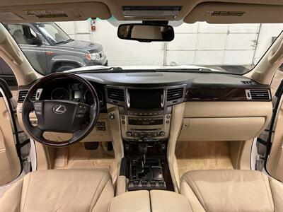 2010 Lexus LX 570   - Photo 17 - Portland, OR 97220