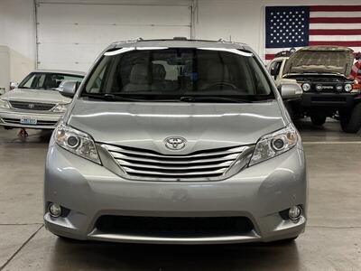 2014 Toyota Sienna Limited 7-Passenger   - Photo 7 - Portland, OR 97220