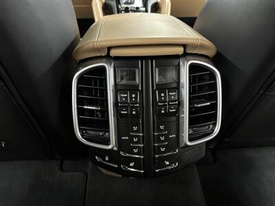 2014 Porsche Cayenne Turbo - Photo 47 - Portland, OR 97220