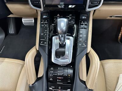 2014 Porsche Cayenne Turbo - Photo 35 - Portland, OR 97220