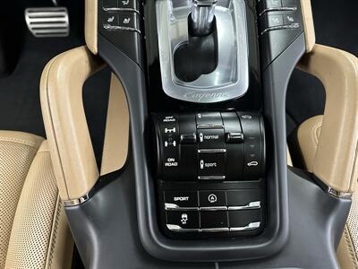 2014 Porsche Cayenne Turbo - Photo 17 - Portland, OR 97220