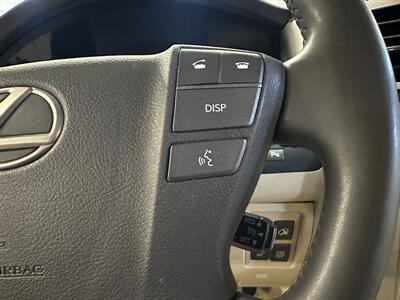 2014 Lexus LX 570   - Photo 36 - Portland, OR 97220