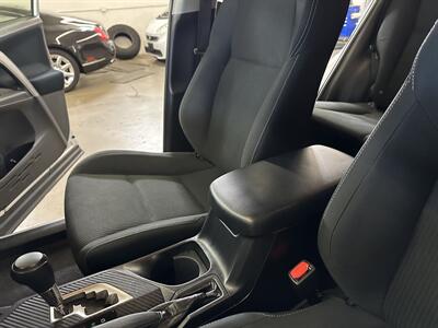 2014 Toyota RAV4 XLE  AWD - Photo 32 - Portland, OR 97220