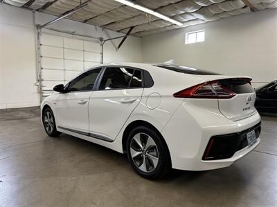 2019 Hyundai IONIQ Electric   - Photo 5 - Portland, OR 97220