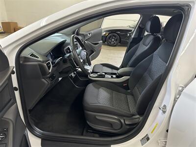 2019 Hyundai IONIQ Electric   - Photo 11 - Portland, OR 97220