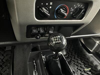 2006 Jeep Wrangler Unlimited 2dr SUV  LJ - Photo 29 - Portland, OR 97220