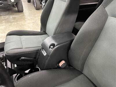 2006 Jeep Wrangler Unlimited 2dr SUV  LJ - Photo 30 - Portland, OR 97220
