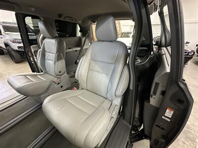 2017 Toyota Sienna XLE 7-Passenger - Photo 39 - Portland, OR 97220