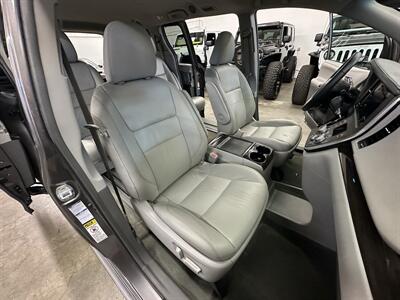 2017 Toyota Sienna XLE 7-Passenger - Photo 37 - Portland, OR 97220