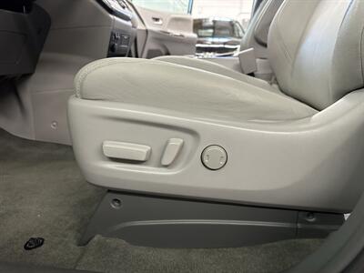 2017 Toyota Sienna XLE 7-Passenger - Photo 34 - Portland, OR 97220