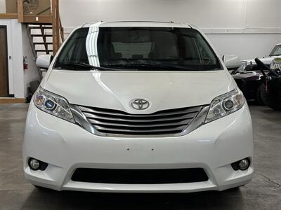 2015 Toyota Sienna XLE 7-Passenger - Photo 7 - Portland, OR 97220