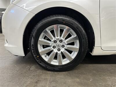 2015 Toyota Sienna XLE 7-Passenger - Photo 10 - Portland, OR 97220