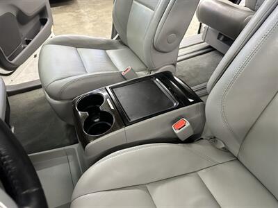 2015 Toyota Sienna XLE 7-Passenger - Photo 33 - Portland, OR 97220