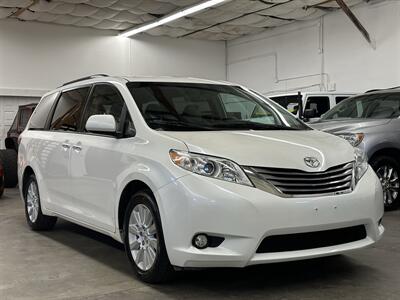 2015 Toyota Sienna XLE 7-Passenger - Photo 1 - Portland, OR 97220
