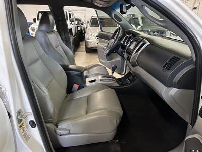 2013 Toyota Tacoma V6  Long Bed - Photo 20 - Portland, OR 97220