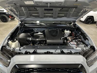 2017 Toyota Tacoma TRD Pro   - Photo 52 - Portland, OR 97220