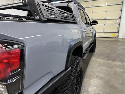 2017 Toyota Tacoma TRD Pro   - Photo 43 - Portland, OR 97220