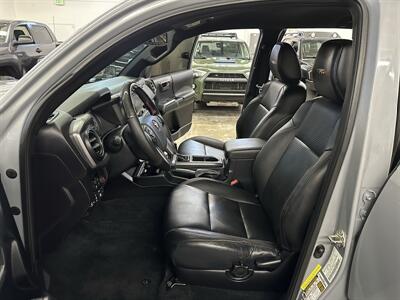 2017 Toyota Tacoma TRD Pro   - Photo 16 - Portland, OR 97220