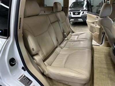 2010 Lexus LX 570   - Photo 38 - Portland, OR 97220