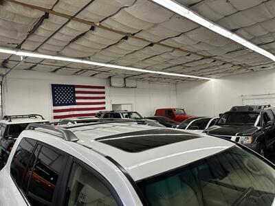 2010 Lexus LX 570   - Photo 8 - Portland, OR 97220