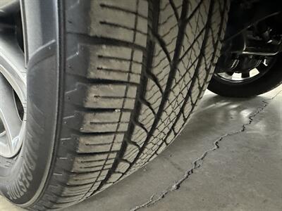 2010 Lexus LX 570   - Photo 10 - Portland, OR 97220