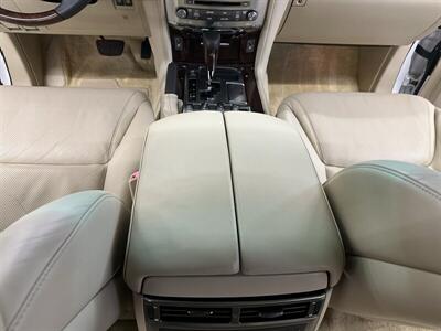 2010 Lexus LX 570   - Photo 41 - Portland, OR 97220