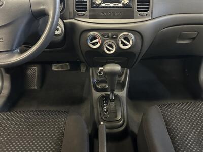 2010 Hyundai ACCENT GS   - Photo 22 - Portland, OR 97220