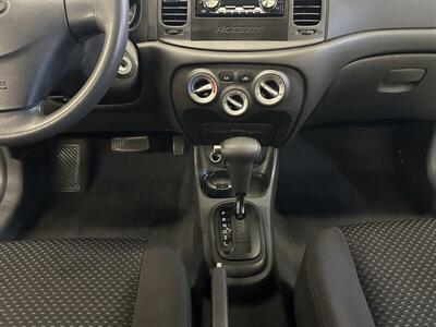 2010 Hyundai ACCENT GS   - Photo 22 - Portland, OR 97220