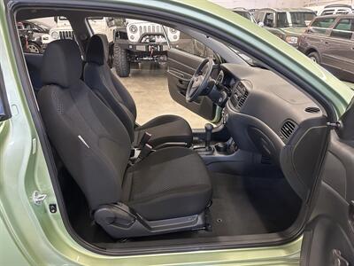 2010 Hyundai ACCENT GS   - Photo 14 - Portland, OR 97220
