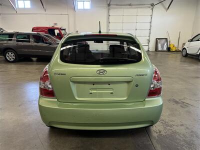 2010 Hyundai ACCENT GS   - Photo 5 - Portland, OR 97220
