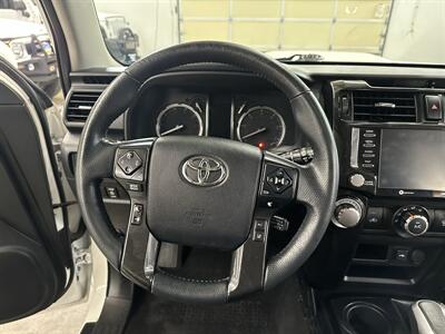 2020 Toyota 4Runner TRD Off-Road Premium - Photo 20 - Portland, OR 97220