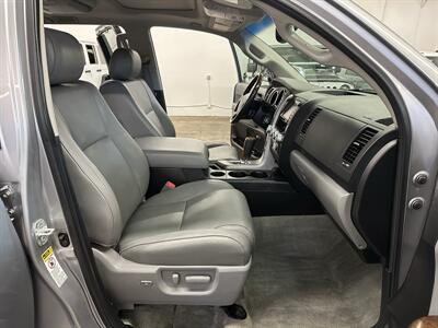 2010 Toyota Sequoia Platinum - Photo 16 - Portland, OR 97220