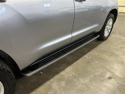 2010 Toyota Sequoia Platinum - Photo 63 - Portland, OR 97220