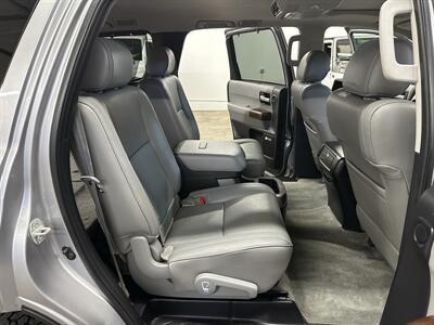 2010 Toyota Sequoia Platinum - Photo 14 - Portland, OR 97220