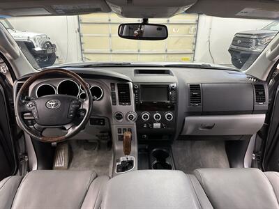 2010 Toyota Sequoia Platinum - Photo 19 - Portland, OR 97220