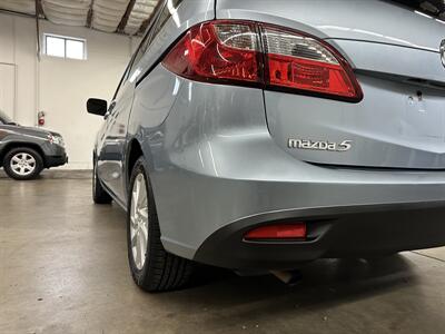 2012 Mazda Mazda5 Sport   - Photo 11 - Portland, OR 97220