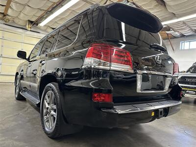 2013 Lexus LX 570 - Photo 19 - Portland, OR 97220