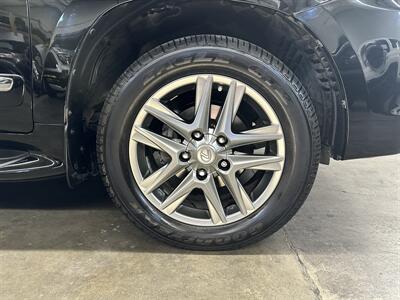 2013 Lexus LX 570 - Photo 27 - Portland, OR 97220