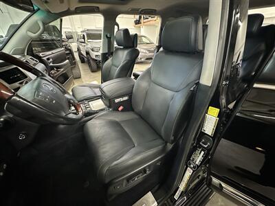 2013 Lexus LX 570 - Photo 43 - Portland, OR 97220