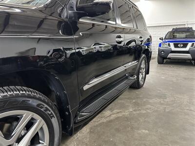 2013 Lexus LX 570 - Photo 16 - Portland, OR 97220