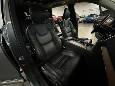 2016 Volvo XC90 T8 eAWD Inscription  Plug In Hybrid - Photo 34 - Portland, OR 97220