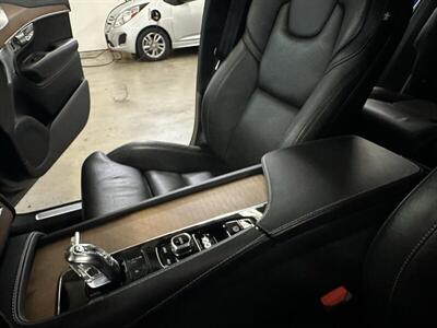 2016 Volvo XC90 T8 eAWD Inscription  Plug In Hybrid - Photo 37 - Portland, OR 97220